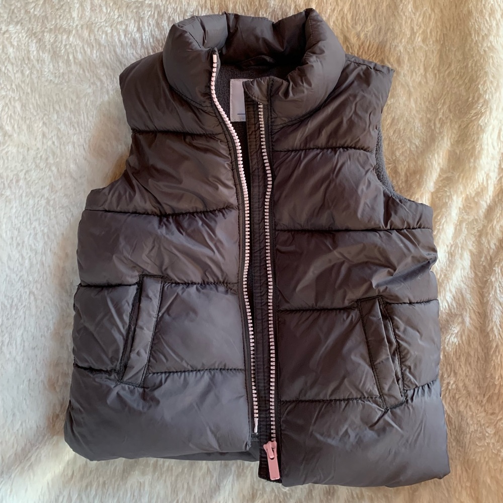 Puff vest toddler 3T Old Navy